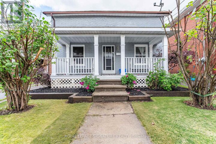 Property Photo:  195 Rubidge Street  ON K9J 3N6 