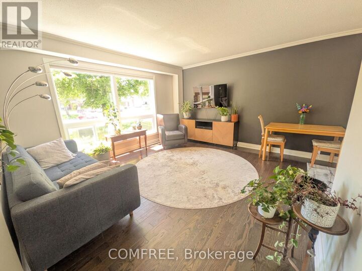 Property Photo:  8B Forester Crescent  ON K2H 8X9 