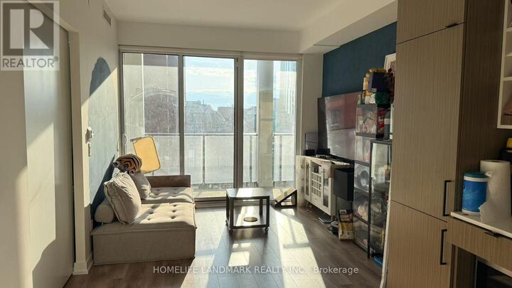 Property Photo:  20 Edward Street 1414  ON M5G 0C5 
