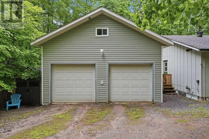 Property Photo:  76 Rock Lake Court  ON K0L 1C0 