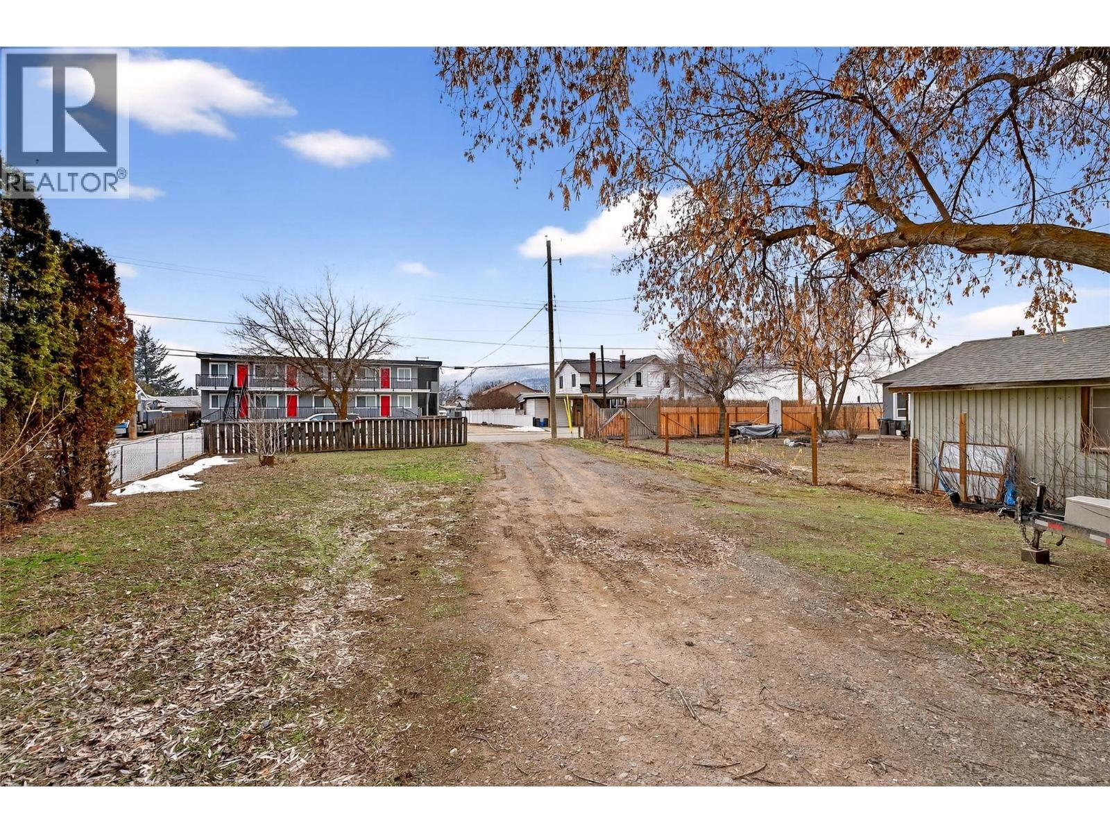 Property Photo:  2135 Merritt Avenue  BC V1K 1B8 