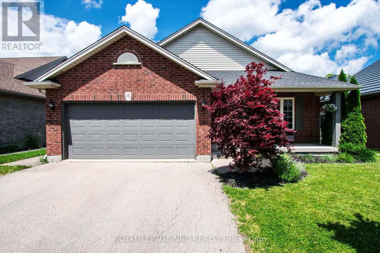 Property Photo: 15 Arlene Street ON L2S 4C9