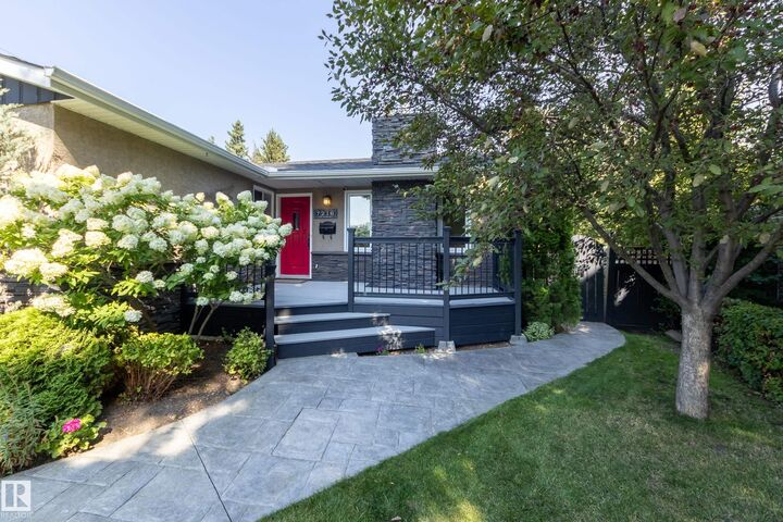 Property Photo:  7216 103 Avenue NW  AB T6A 0V1 
