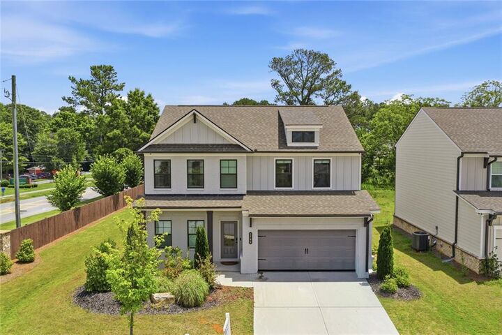 Property Photo: 2700 Westgate Park Drive GA 30052
