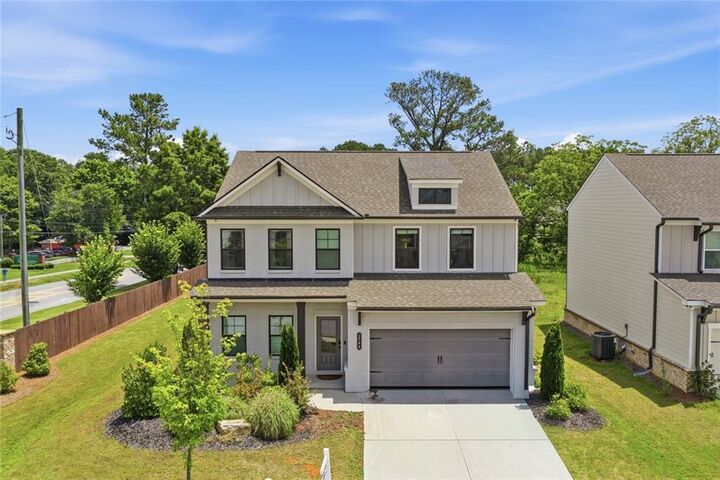Property Photo: 2700 Westgate Park Drive GA 30052