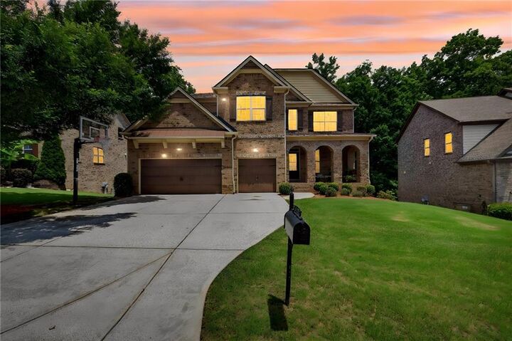 Property Photo:  1185 Gallatin Way  GA 30024 