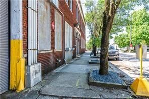Property Photo:  210 Walker Street SW 1  GA 30313 