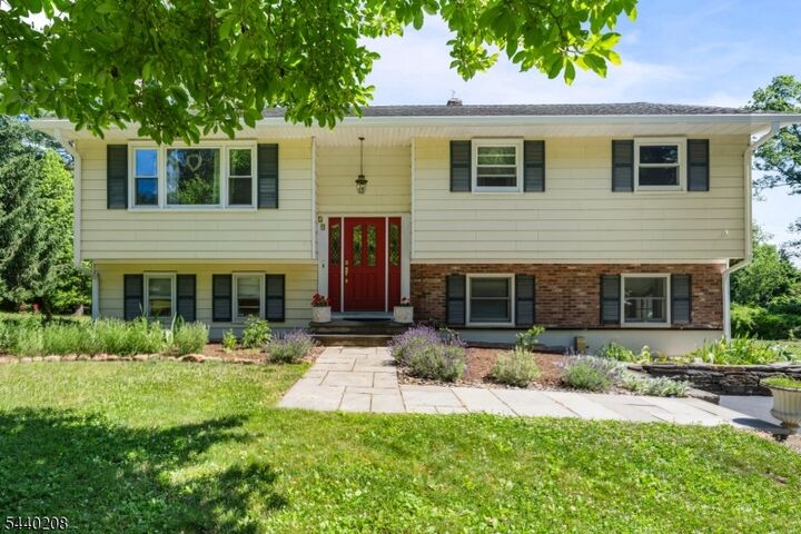 Property Photo: 29 Oxford Cir NJ 08558