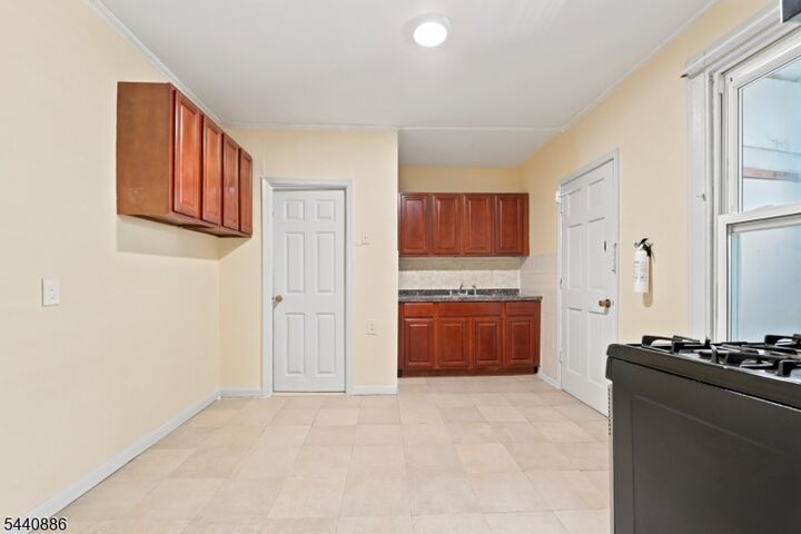 Property Photo:  604 Forest St  NJ 07050 
