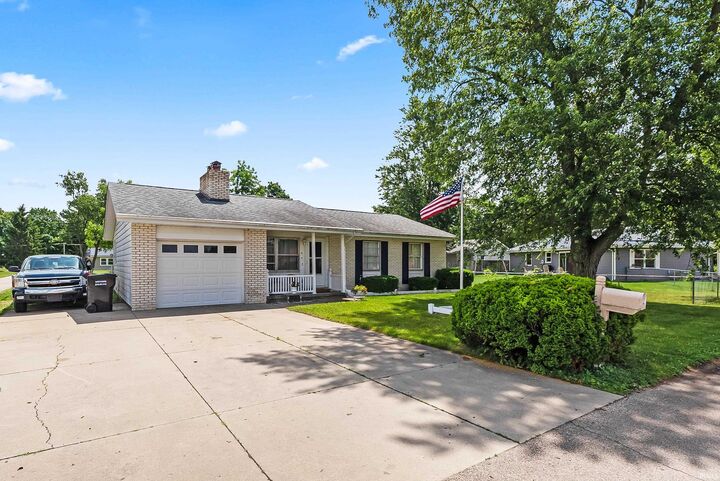 Property Photo:  104 N Elm Street  IN 46542 