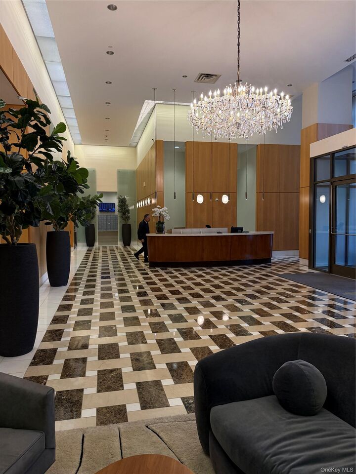 Property Photo: 175 Huguenot Street 2205 NY 10801