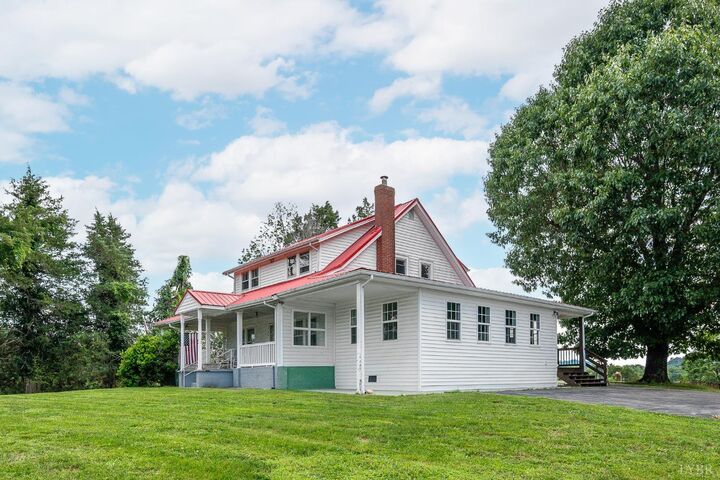 Property Photo: 1560 Quarles Road VA 24174