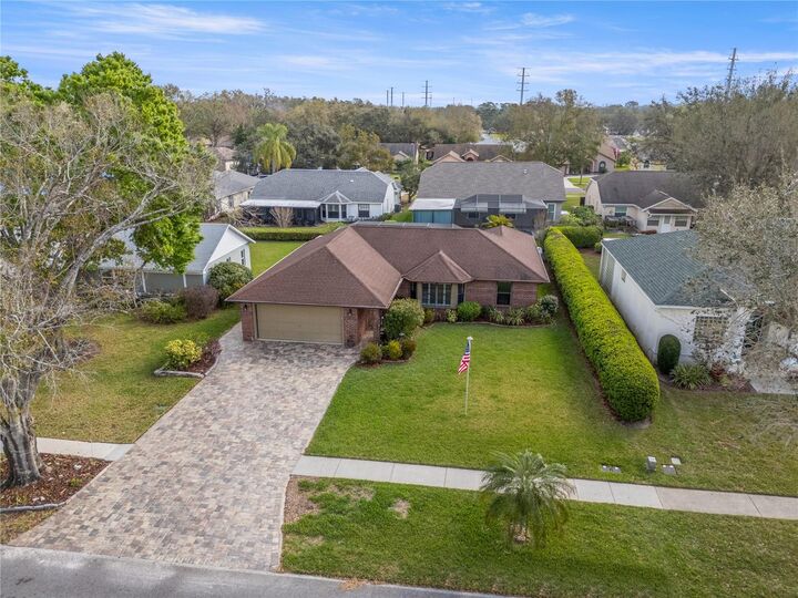 Property Photo: 6352 Huntington Drive FL 33542