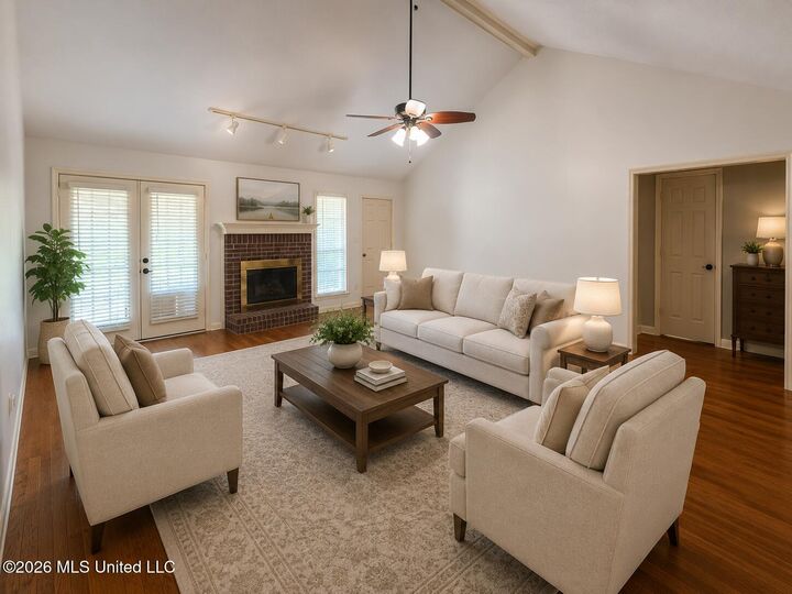 Property Photo:  220 Cobblestone Drive  MS 39110 