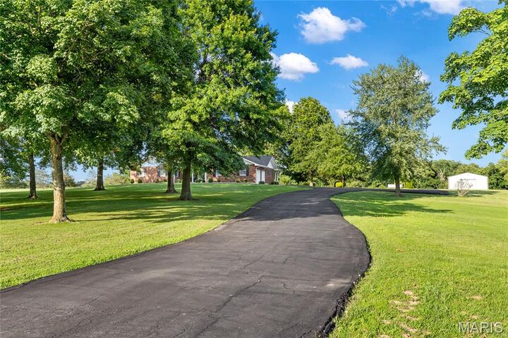 Property Photo: 794 Linns Mill Road MO 63379