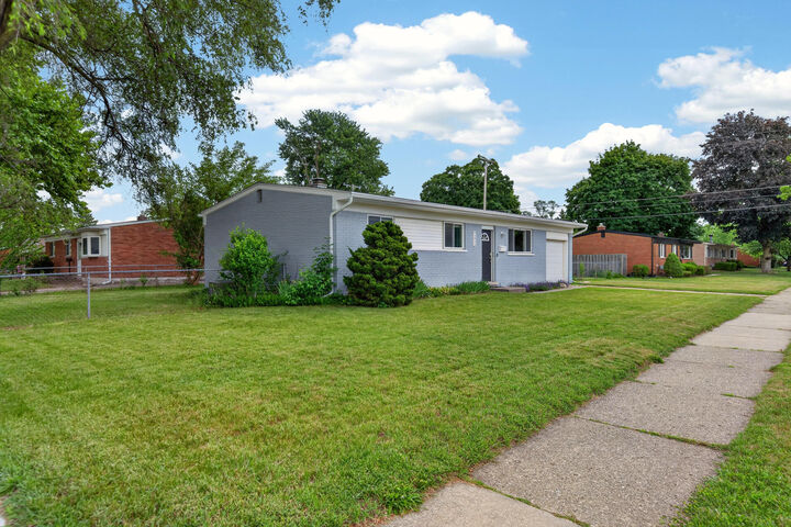 Property Photo: 43924 Donley Drive MI 48314