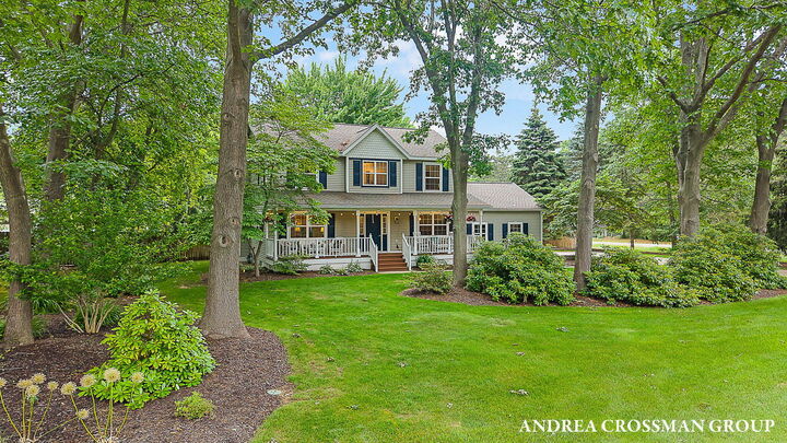 Property Photo:  15213 Meadowwood Drive  MI 49417 