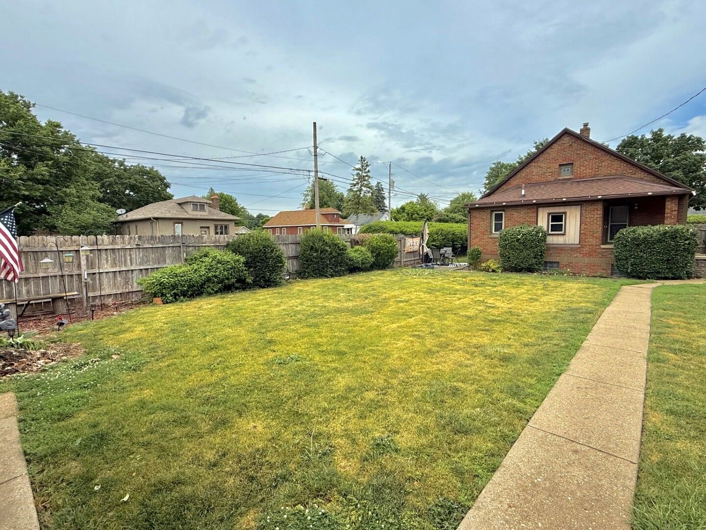 Property Photo: 127 N Kenosha Avenue IL 61348