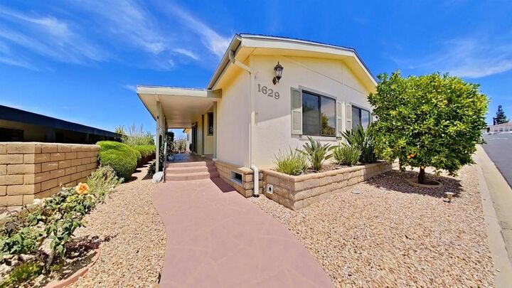 Property Photo: 1629 Desert Gln CA 92026