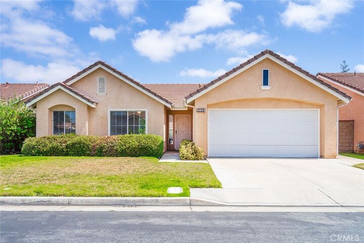 Property Photo:  2220 Glenwood Ave  CA 92545 