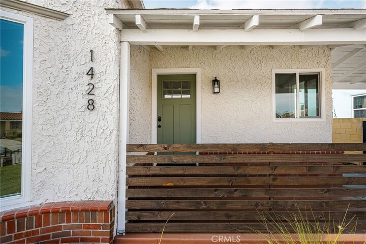 Property Photo:  1428 W 89th Street  CA 90047 