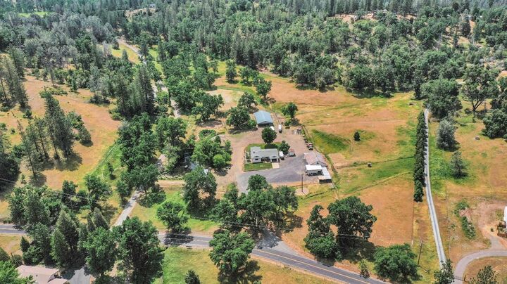 Property Photo:  22025 Ferretti Road  CA 95321 