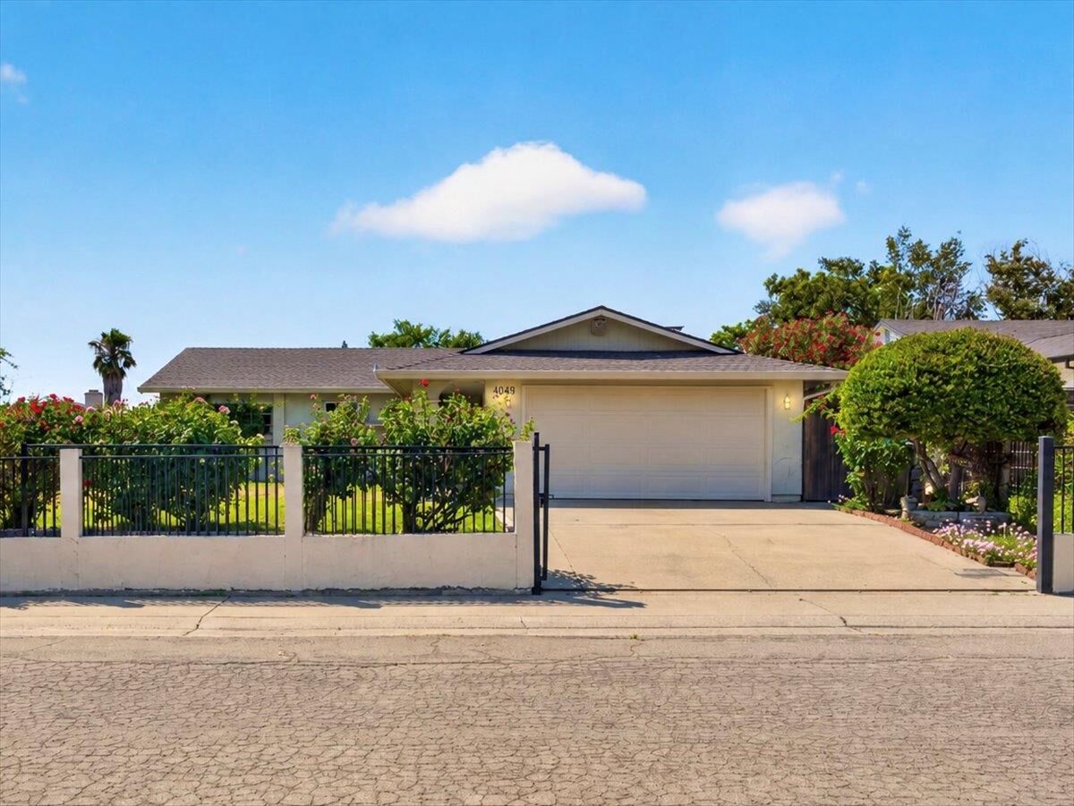 Property Photo: 4049 Farmer Way CA 95660