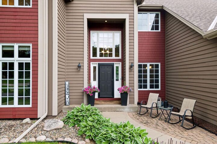 Property Photo: 8796 Horizon Ridge MN 55386