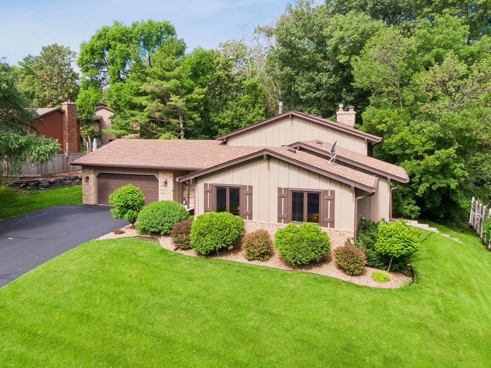 Property Photo: 7383 Niagara Lane N MN 55311