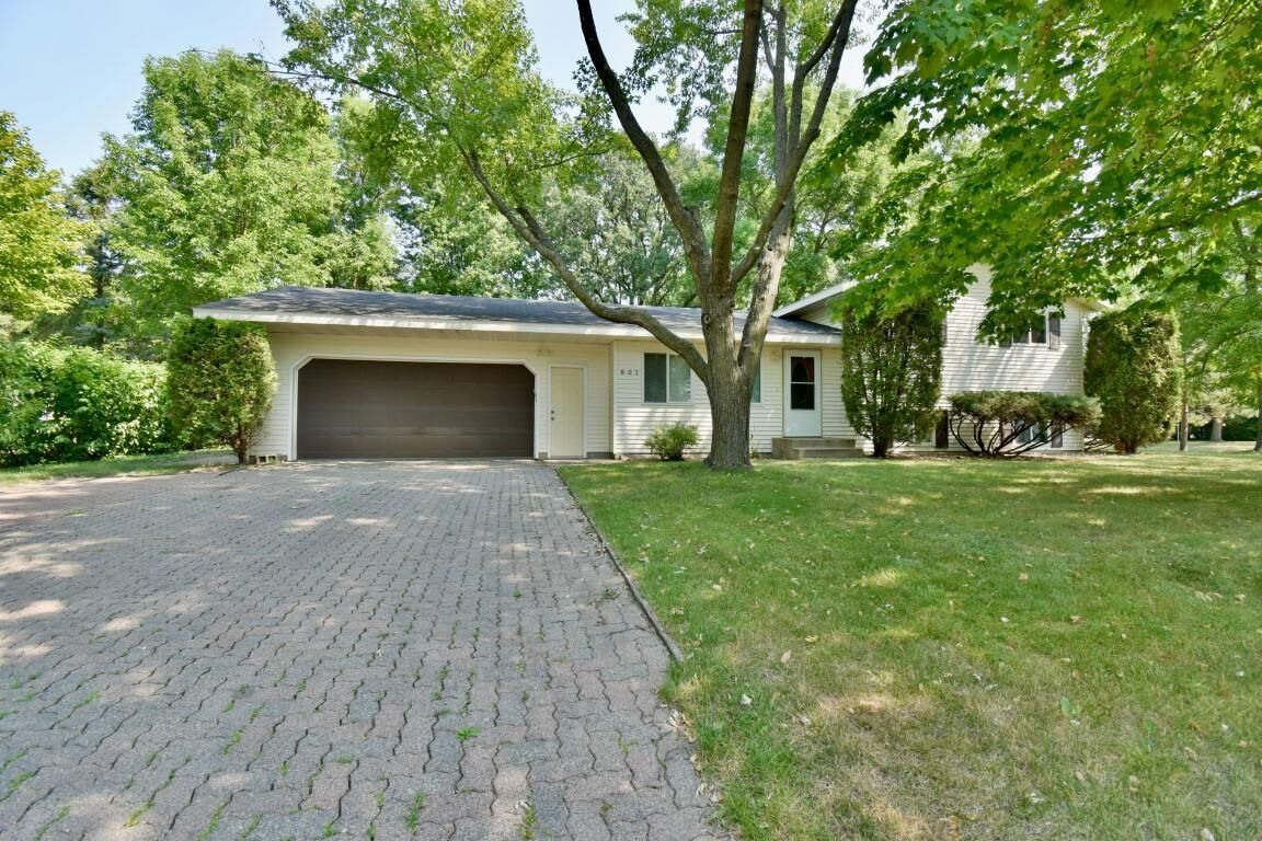 Property Photo:  801 Maywood Drive  MN 56303 