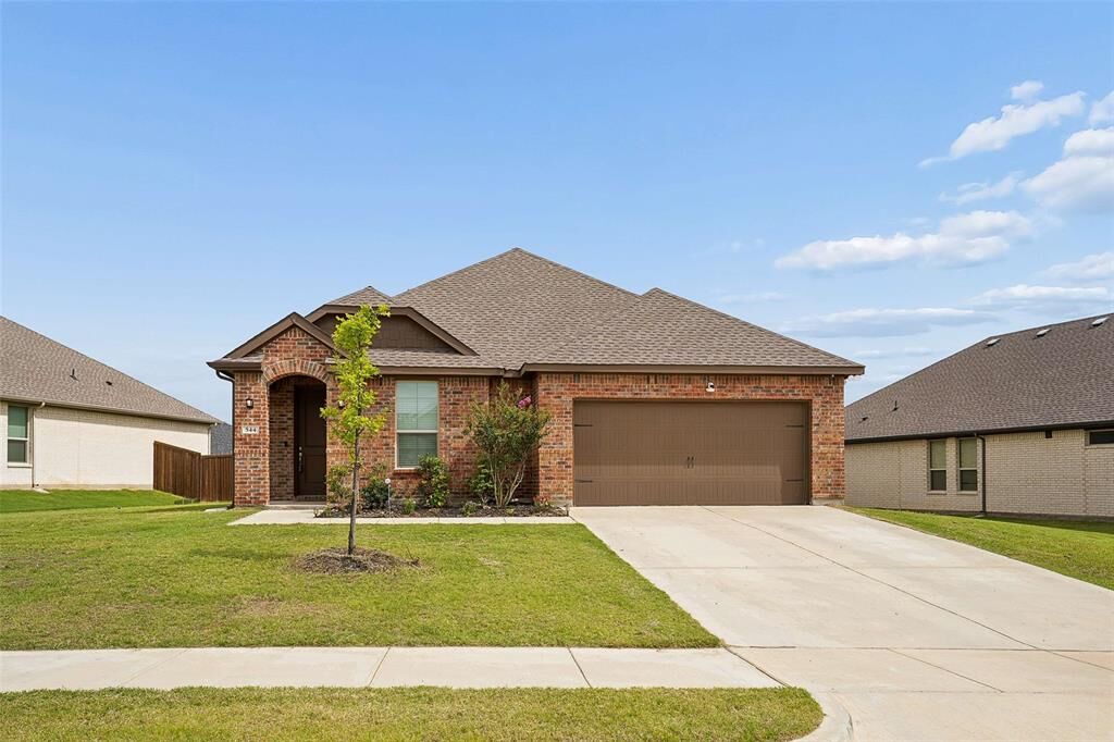 Property Photo: 544 Erin Hills Drive TX 75154