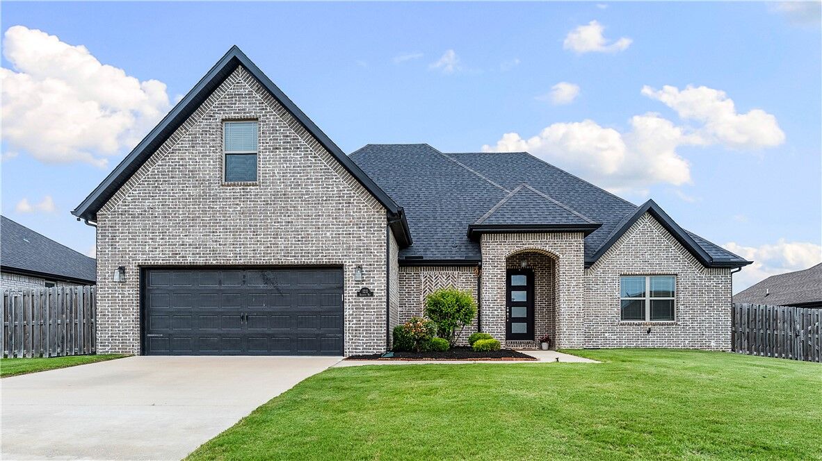 Property Photo:  1211 Brandon Way  AR 72713 