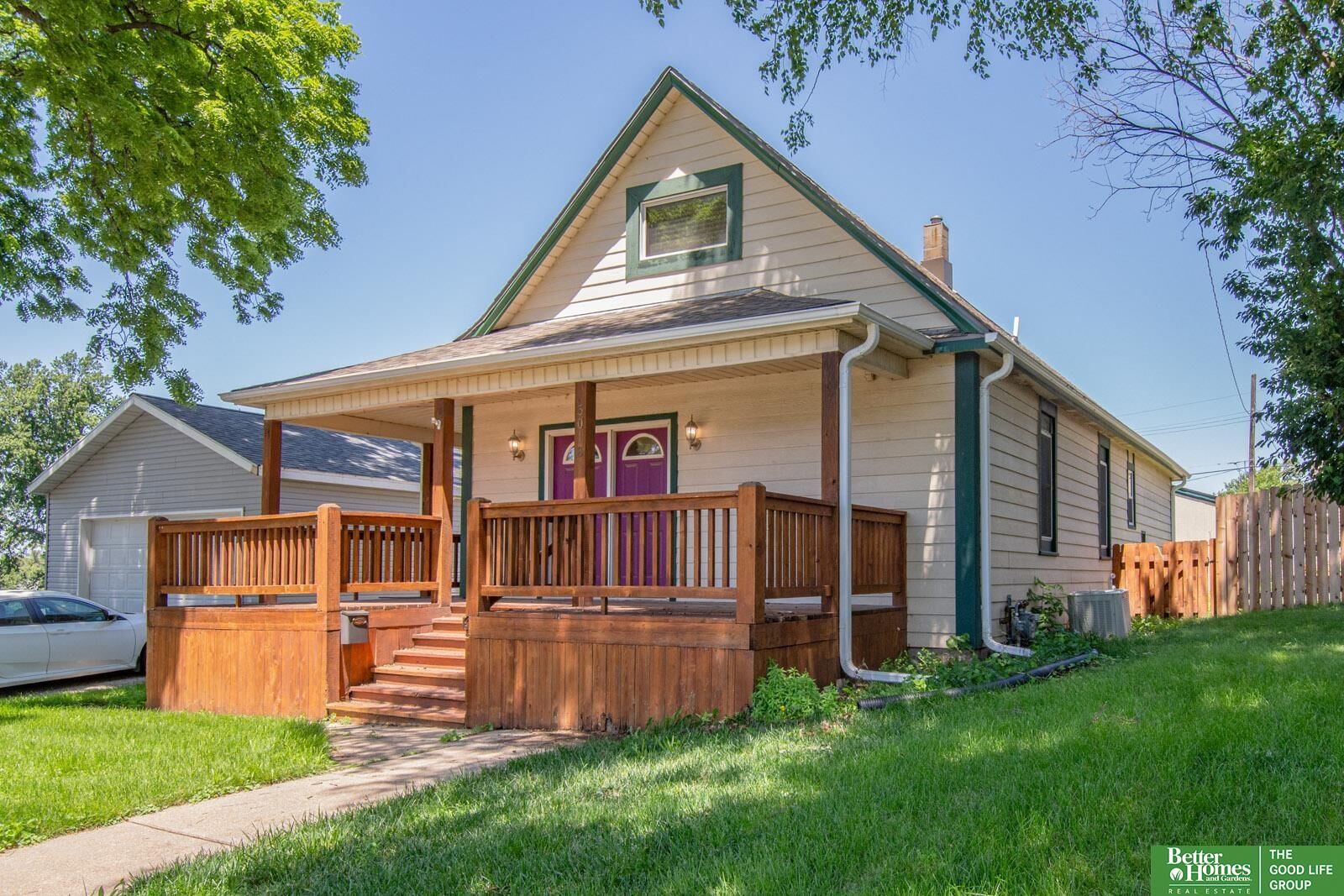 Property Photo:  3018 Frederick Street  NE 68105 