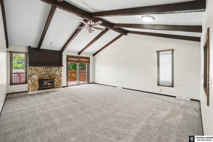 Property Photo:  1858 N 93 Court  NE 68114 