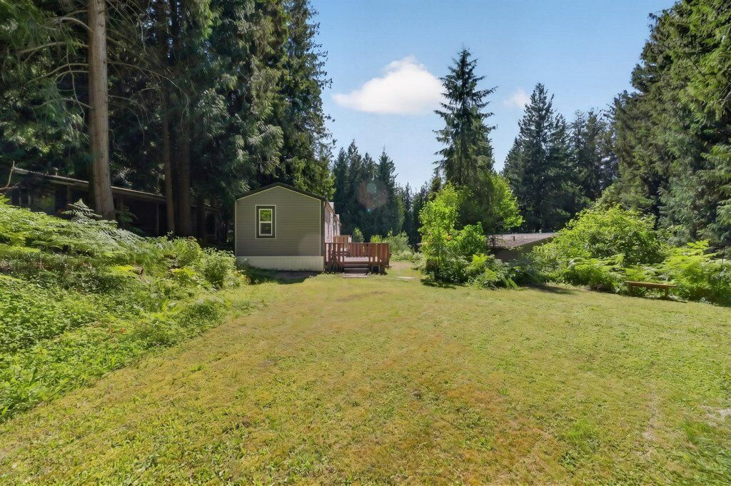 Property Photo: 5161 63 Avenue 23 BC V0E 1K0