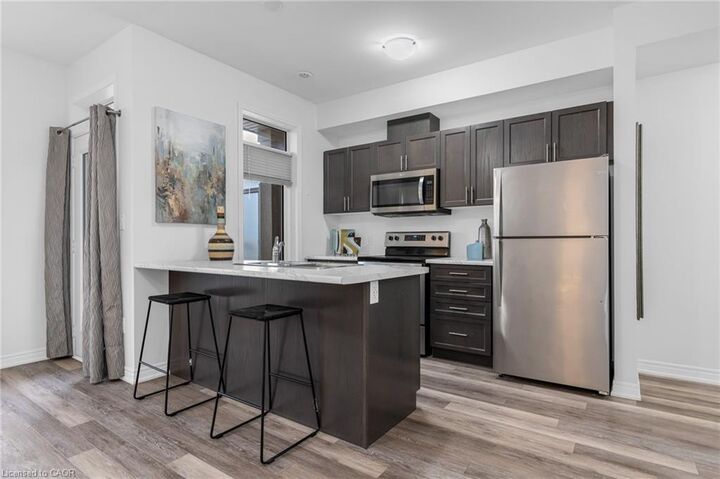 Property Photo:  5012 Serena Drive 5  ON L3J 0T2 