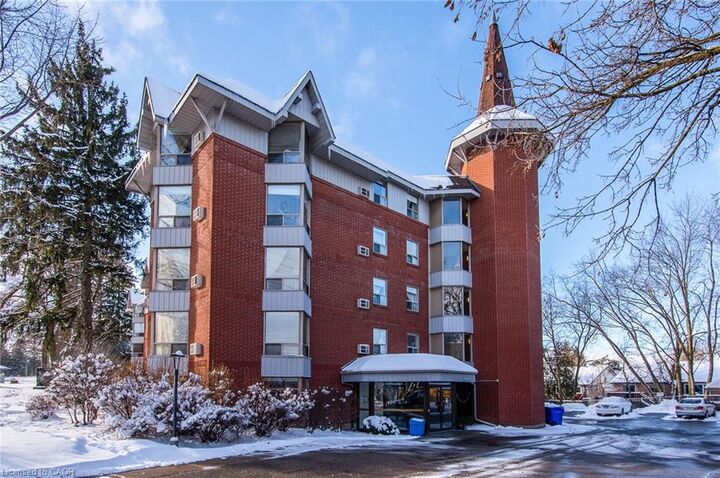 Property Photo:  384 Erb Street 207  ON N2L 1W6 