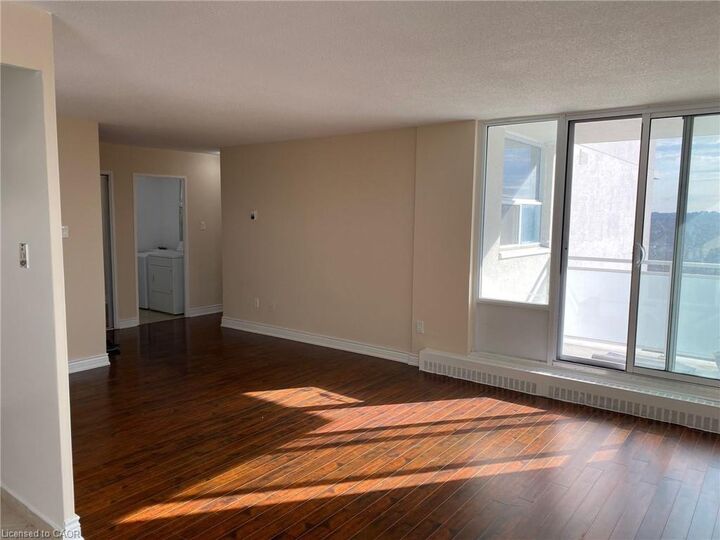 Property Photo: 2345 Confederation Parkway 1103 ON L5B 2H3