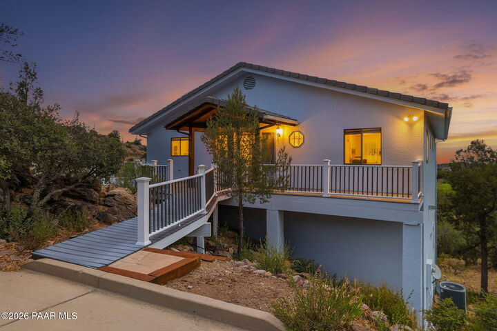 Property Photo:  952 Custer Lane  AZ 86305 