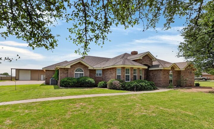 Property Photo:  2302 S County Rd 1128S  TX 79706 