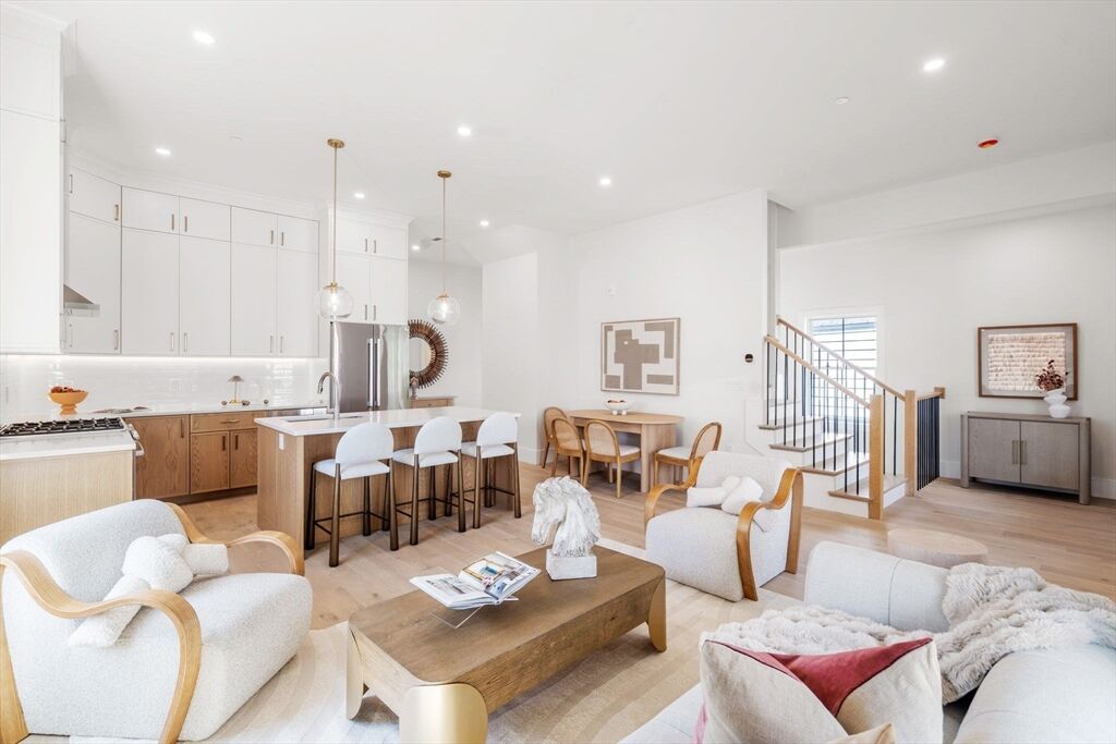 Property Photo:  326 Lowell Street 3  MA 02145 