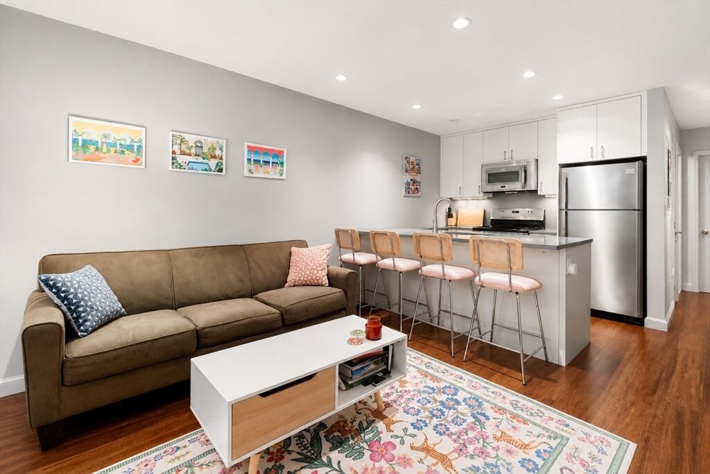 Property Photo: 92 W Springfield 1 MA 02118