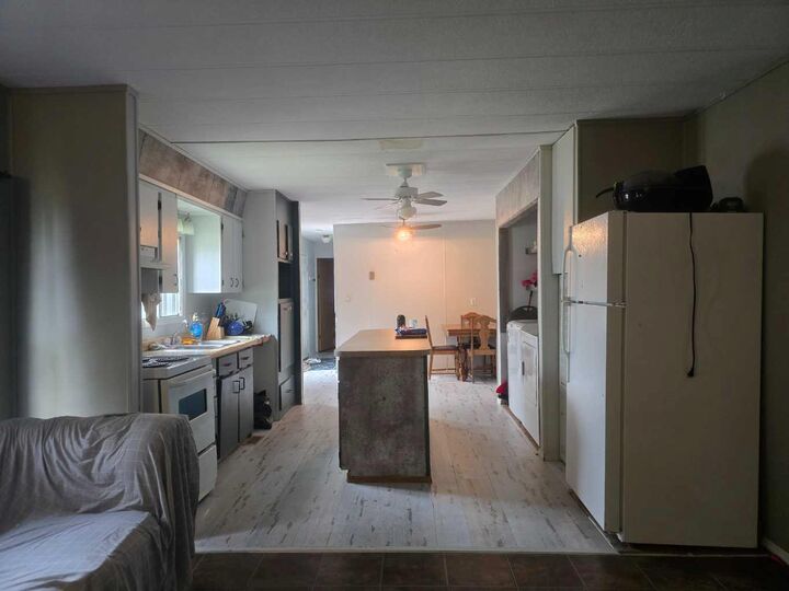 Property Photo: 72133 Range Road 11 304 AB T0H 1B0