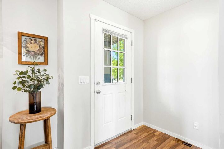 Property Photo:  180 Eversyde Boulevard SW  AB T2Y 0B3 