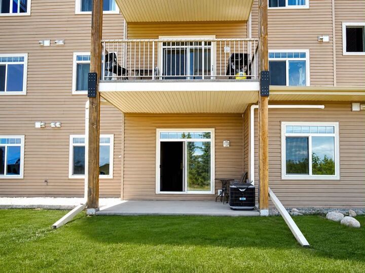 Property Photo: 160 Moberly Road 114 AB T0E 0Y0