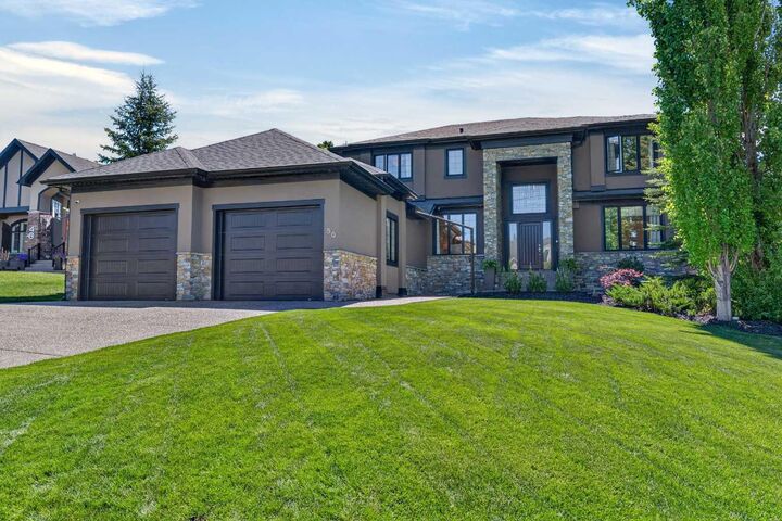 Property Photo:  50 Spring Valley Place SW  AB T3H 4V1 