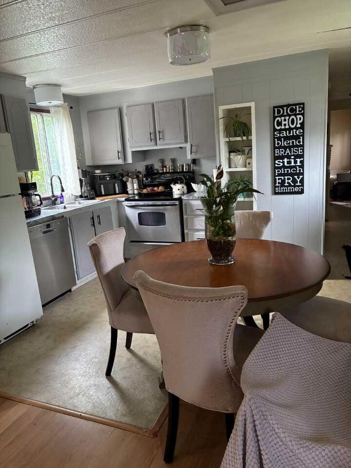 Property Photo: 1190 15 Avenue 47 AB T0M 0W0