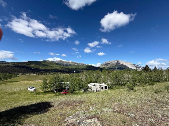Property Photo:  2211 Passburg Terrace  AB T0K 0C0 