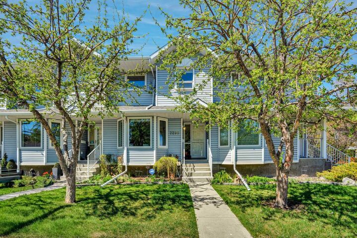 Property Photo:  2295 1 Street NE  AB T2E 1T4 