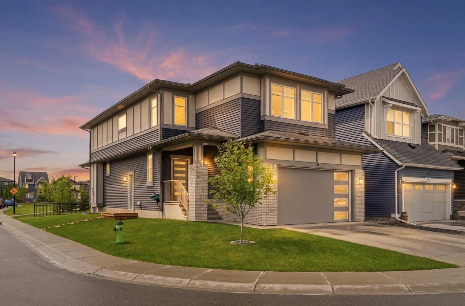 Property Photo: 15 Lawrence Green SE AB T4A 3M9